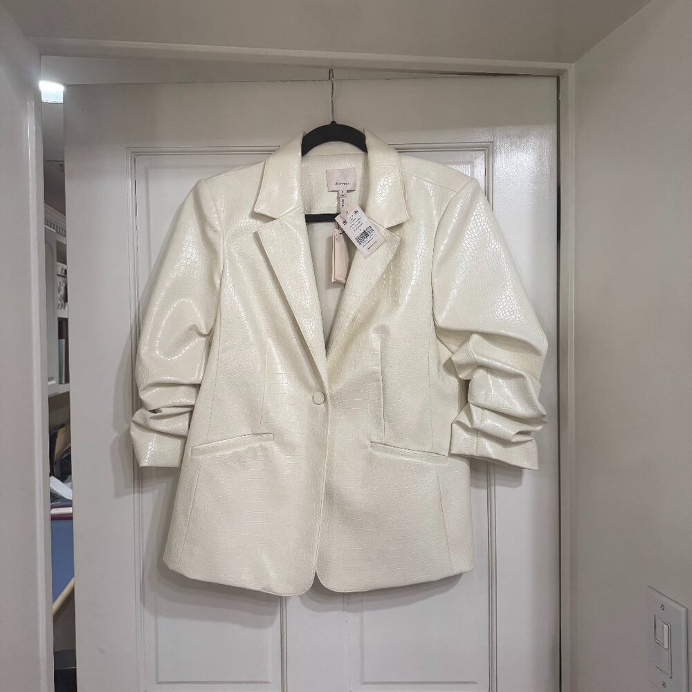 Cinq à Sept Cream Blazer